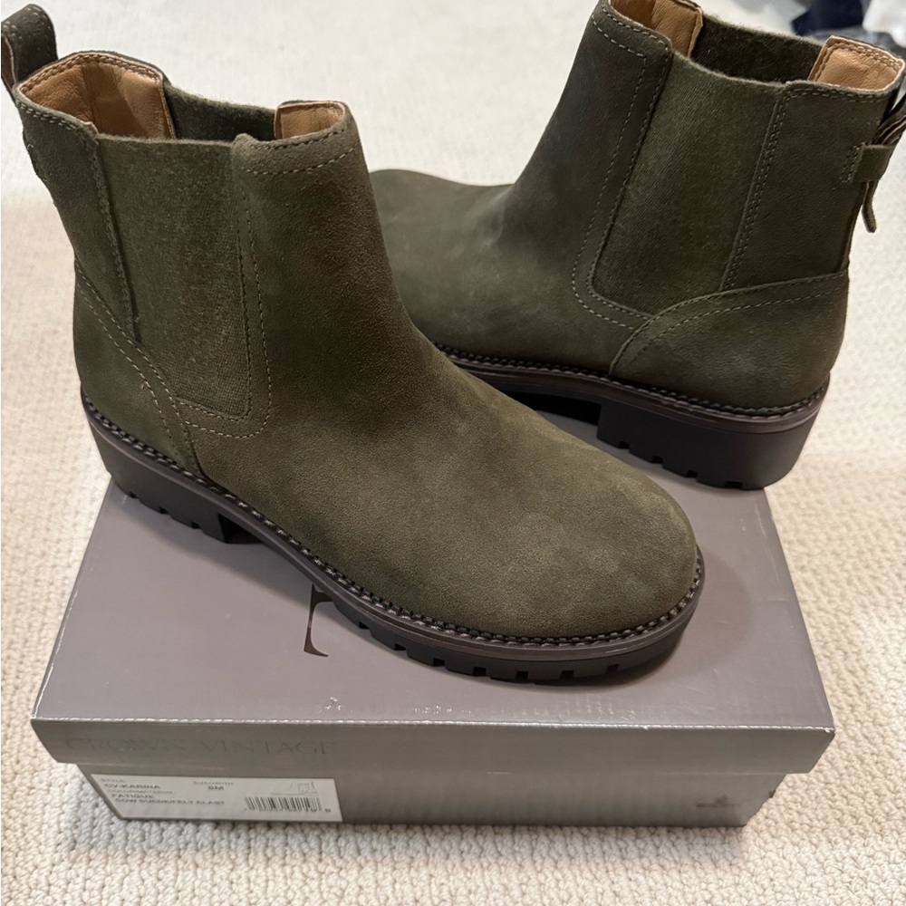 Crown Vintage Fatigue Suede Boots Army Green
